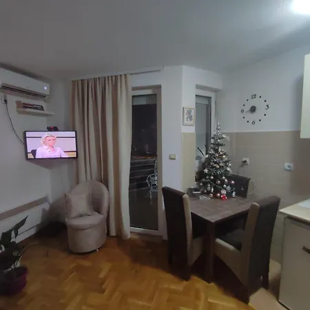 شقة Laca Vrnjačka Banja